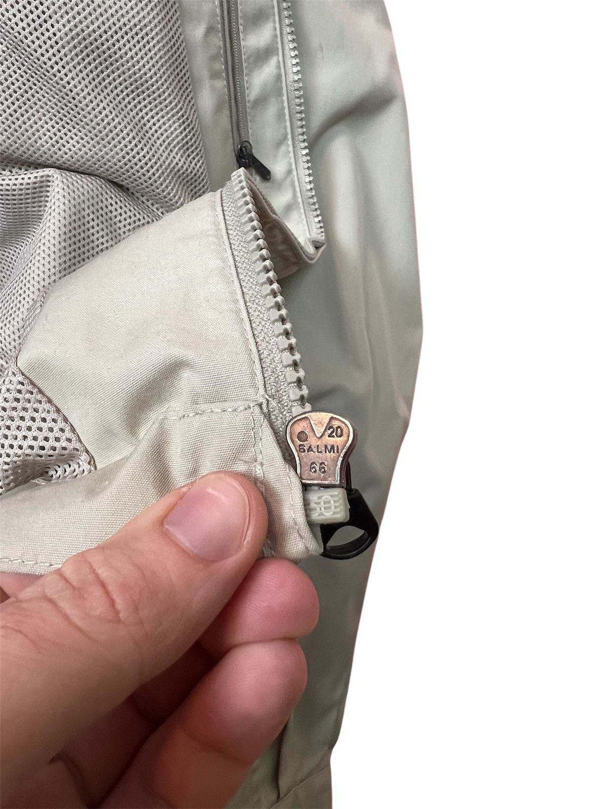 Fjallraven Fjallraven g-1000 jacket wax streetwear outdoor hoodie Size US L / EU 52-54 / 3 - 9 Thumbnail