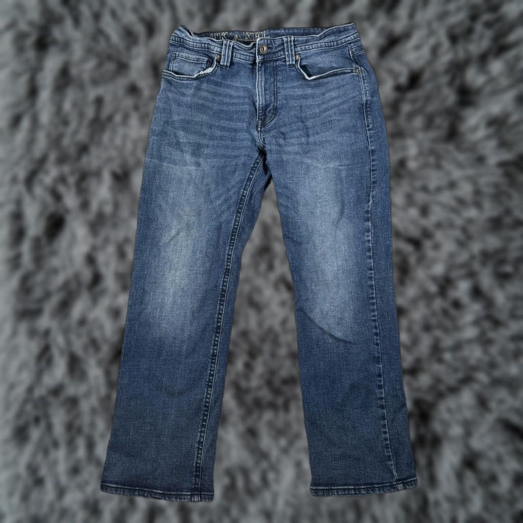 Vintage TK Axel Jeans Mens 32x27.5 Blue Wash Straight Leg Mid Rise X Stitch Pockets Denim Zip Five-Pocket Mens Regular Fit Clothes Size US 32 / EU 48 - 1 Thumbnail