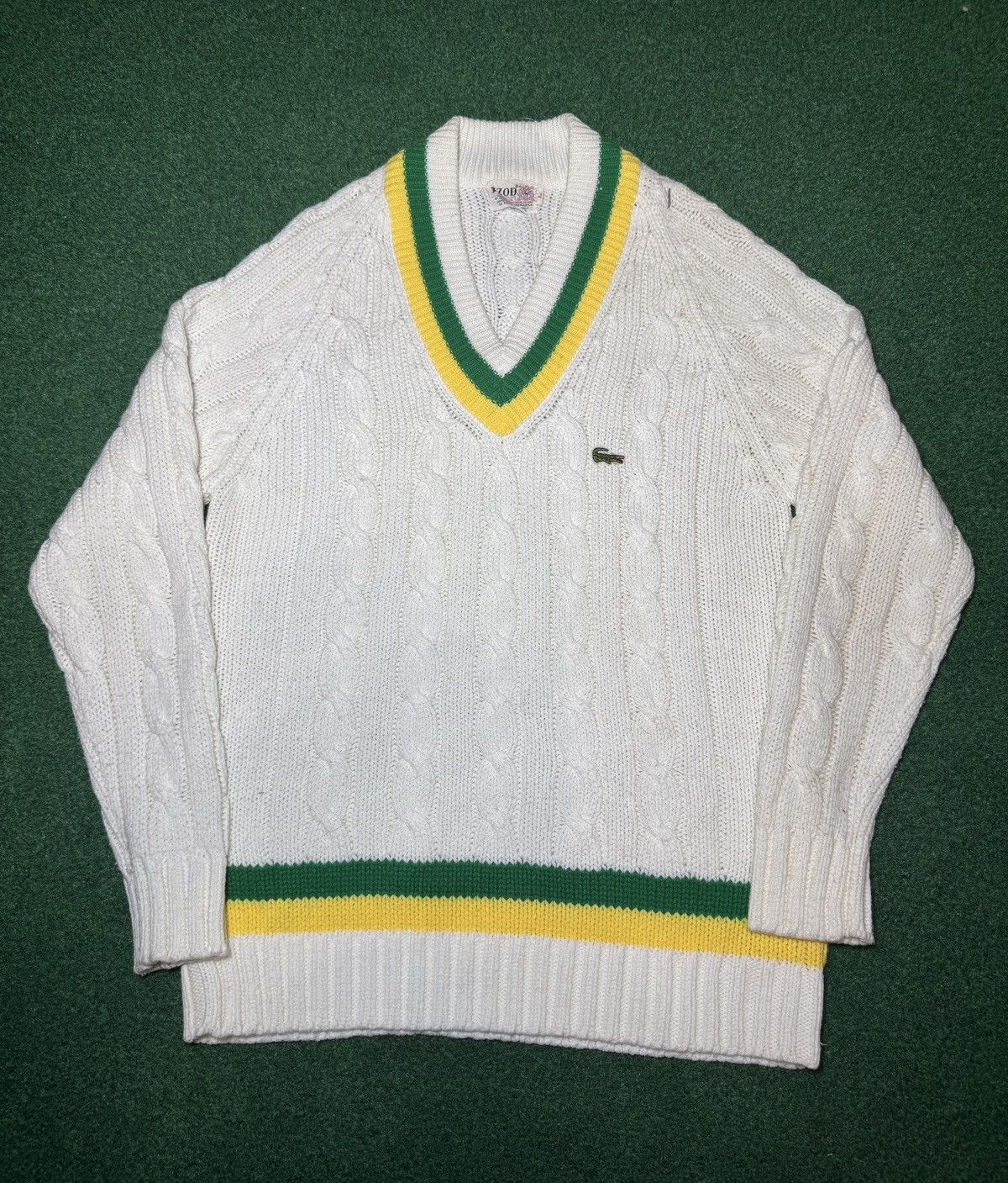 Lacoste Izod Lacoste Tennis Preppy Vintage 60s 70s V-Neck L Sweater Size US L / EU 52-54 / 3 - 1 Thumbnail