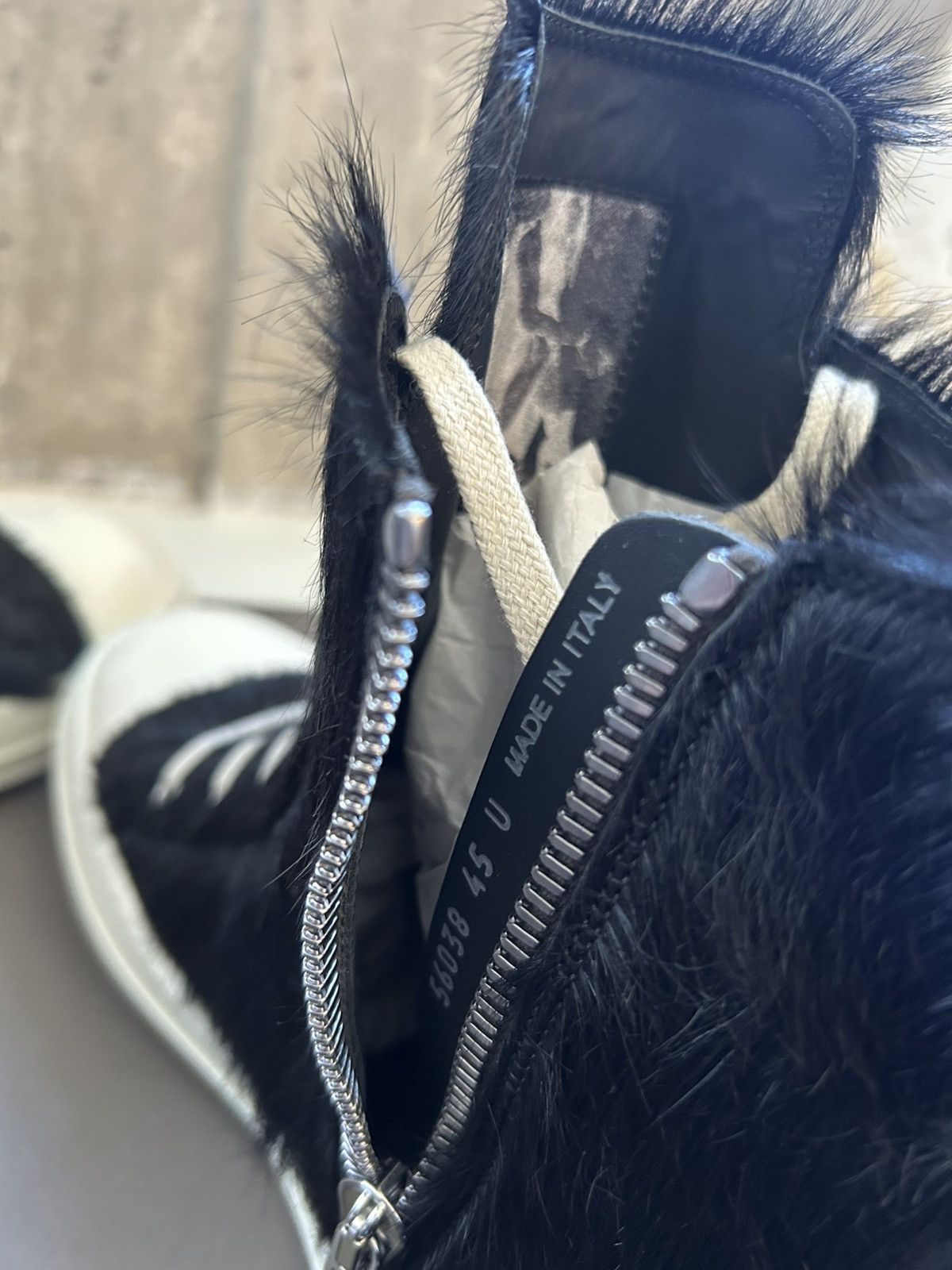 Rick Owens NEW RICK OWENS PONY HAIR RAMONE HIGH Size US 12 / EU 45 - 6 Thumbnail