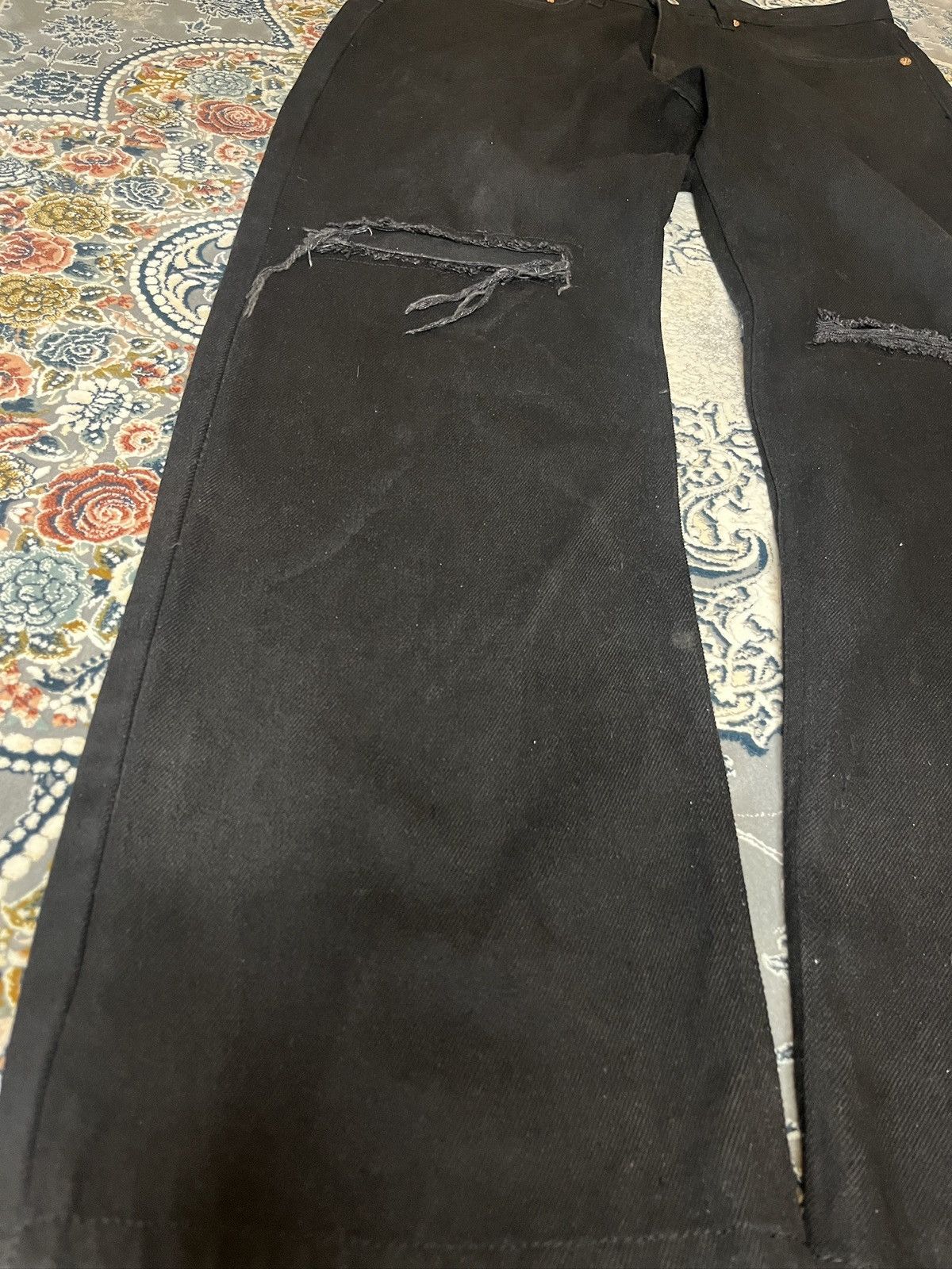 Levi's Rare Black distressed Levi’s 513 straight, bootcut jeans Size US 34 / EU 50 - 2 Thumbnail