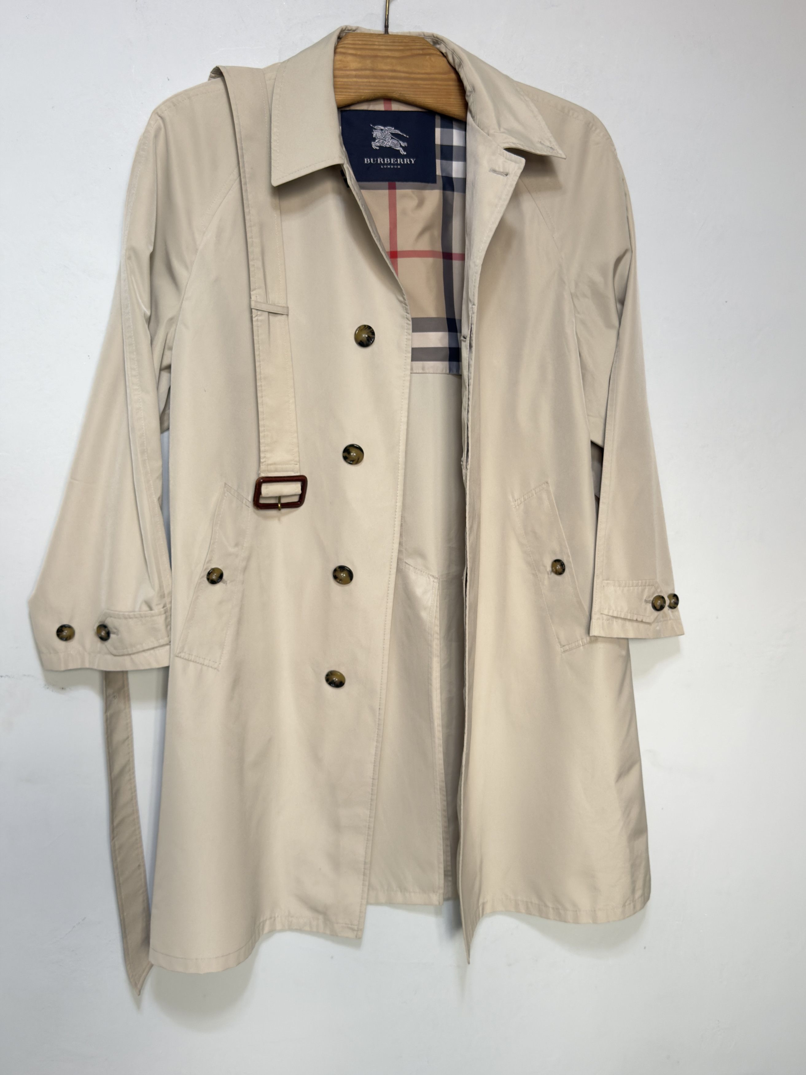 Burberry New🔥 burberry trench beige single breasted novacheck 52it Size US L / EU 52-54 / 3 - 7 Thumbnail