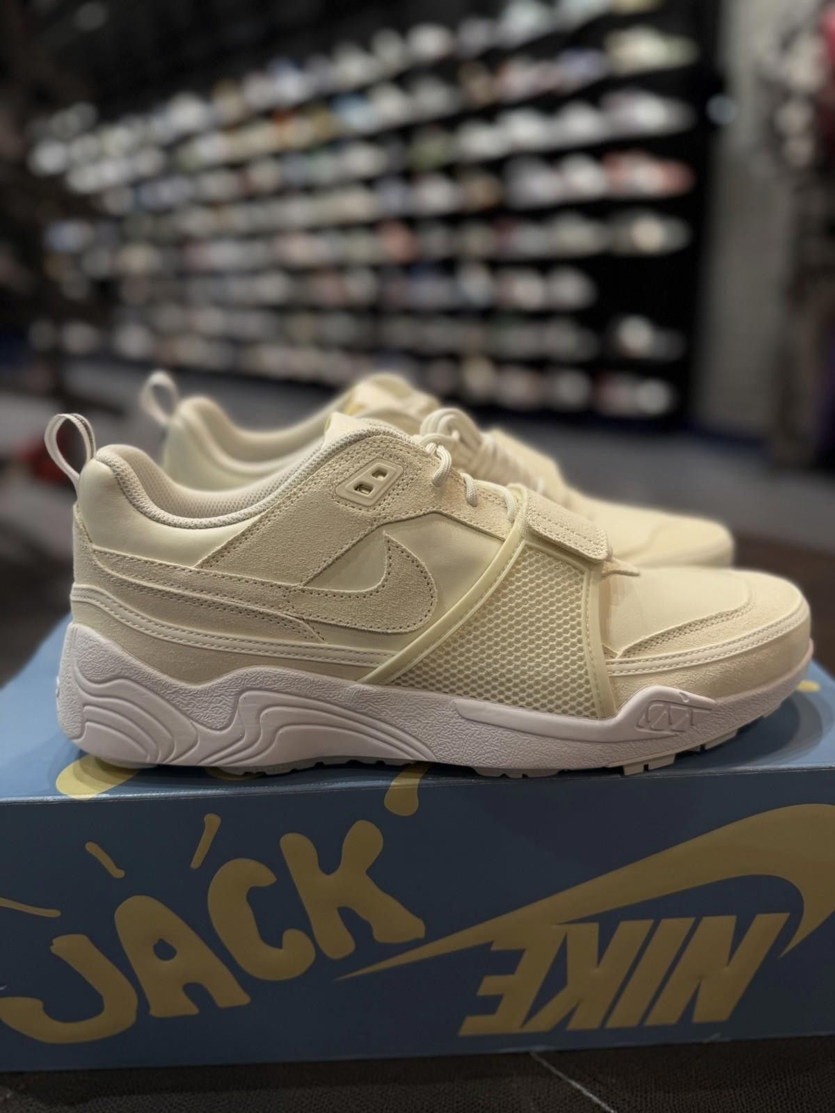 Nike Nike Travis Scott Zoom Field Jaxx SP Sail Size 13 White F&F Size US 13 / EU 46 - 4 Thumbnail