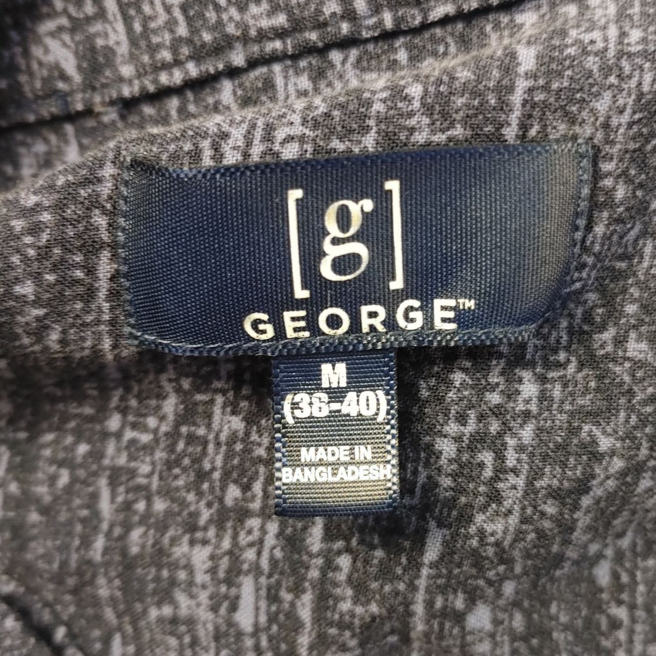 George George Men's Navy Blue Button Down Hawaiian Shirt M (38-40) Size US M / EU 48-50 / 2 - 3 Thumbnail