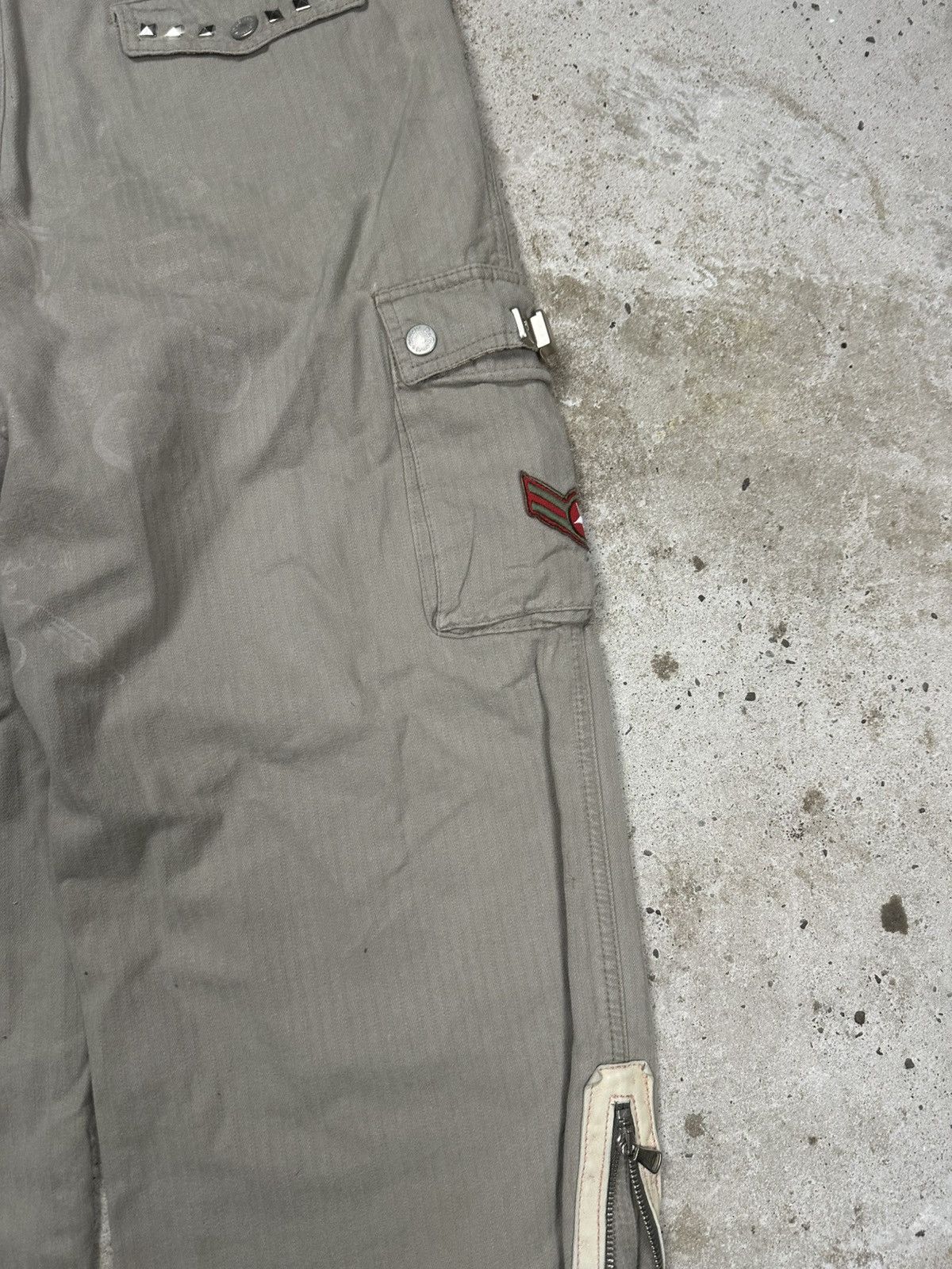 Dolce & Gabbana 2003 Dolce & Gabbana Baggy Loose Cargo Pants Studs Patched Size US 34 / EU 50 - 18 Thumbnail