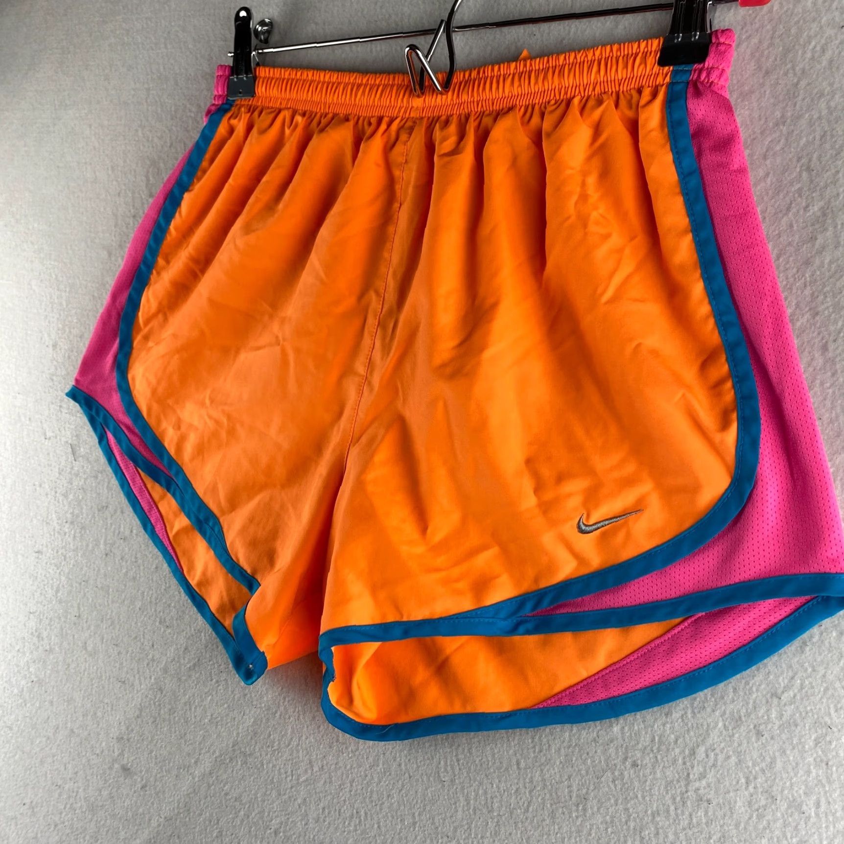 Nike Nike Running Shorts Women XS Orange Softshell Pull On Light Weight Drawstring Size 26" / US 2 / IT 38 - 3 Thumbnail