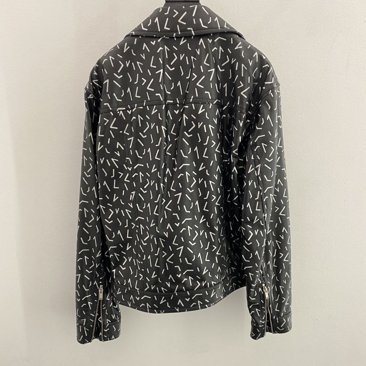 Saint Laurent Paris Saint Laurent Printed Leather Jacket Size US M / EU 48-50 / 2 - 3 Thumbnail