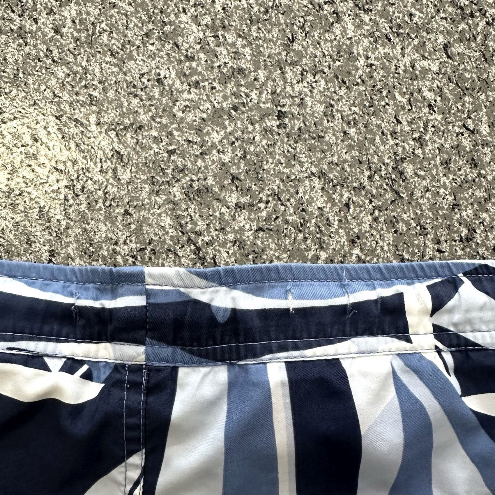 Eddie Bauer VINTAGE Eddie Bauer Swim Trunks Mens 2XL Navy Blue Sail Boat Print 21” Trunks Size US 39 - 7 Thumbnail