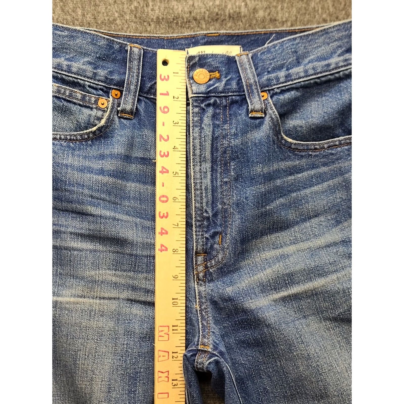 Madewell Madewell Jeans Women 24x28 Regular Fit Straight Leg Medium Wash Denim Cotton Blue 90s Bohemian City Preppy Distressed Stretch Mens Womens Girls Size 42" / US 20 - 5 Thumbnail