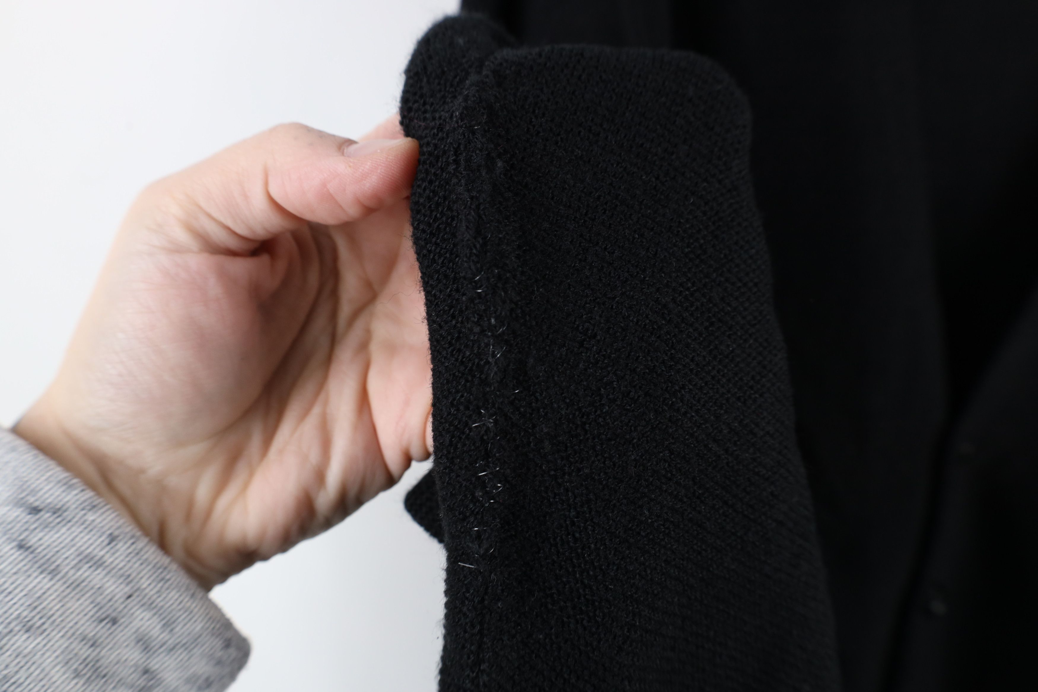 Vintage Vintage 90s Streetwear Knit Button Cardigan Sweater Black Size US L / EU 52-54 / 3 - 5 Thumbnail