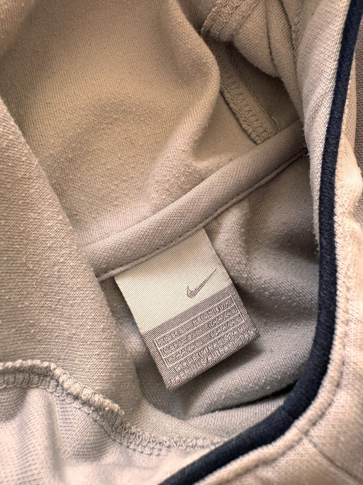 Nike × Vintage NIKE VINTAGE CENTER LOGO OVERSIZE BOXY HOODIE Size US S / EU 44-46 / 1 - 6 Thumbnail