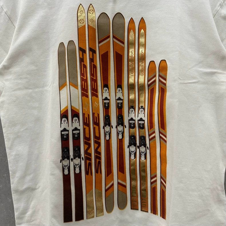 Louis Vuitton Louis Vuitton Ski Series Short Sleeve T-Shirt Nextarrow-250 Size US S / EU 44-46 / 1 - 4 Thumbnail