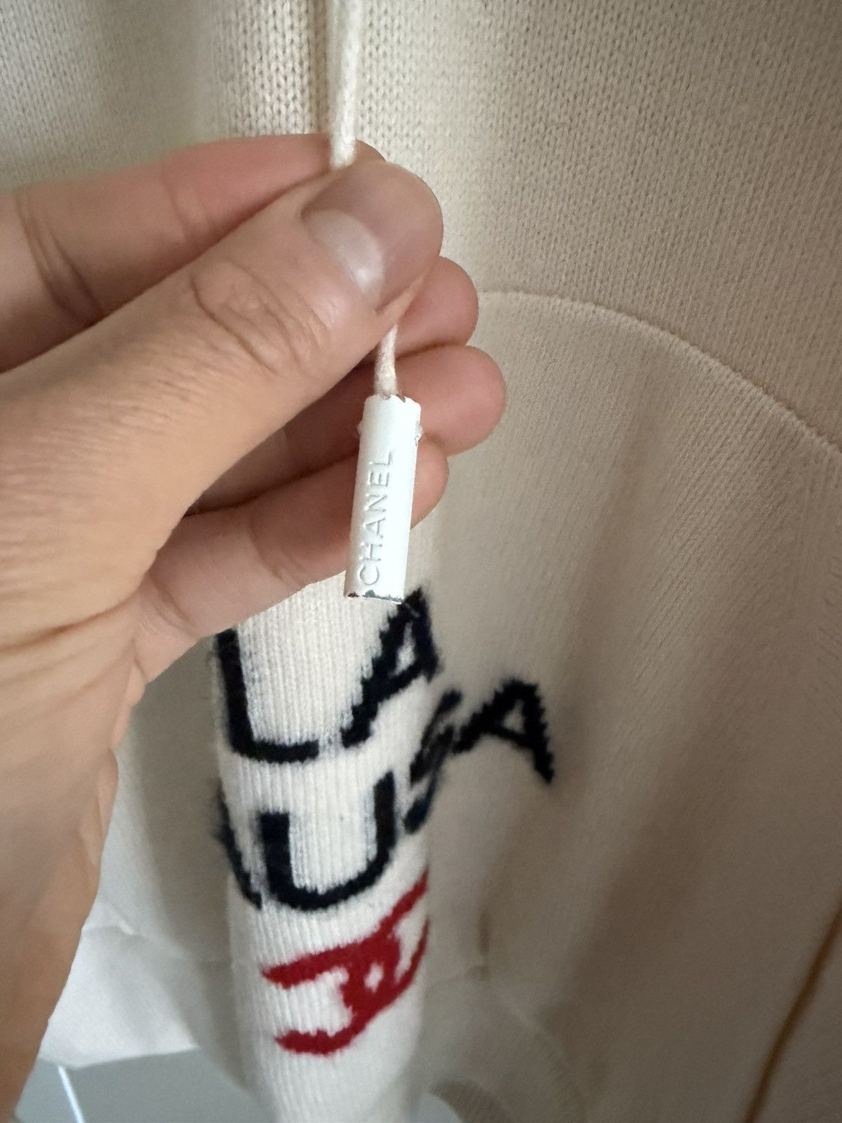 Chanel Chanel 2019 La Pausa knit Size US M / EU 48-50 / 2 - 3 Thumbnail