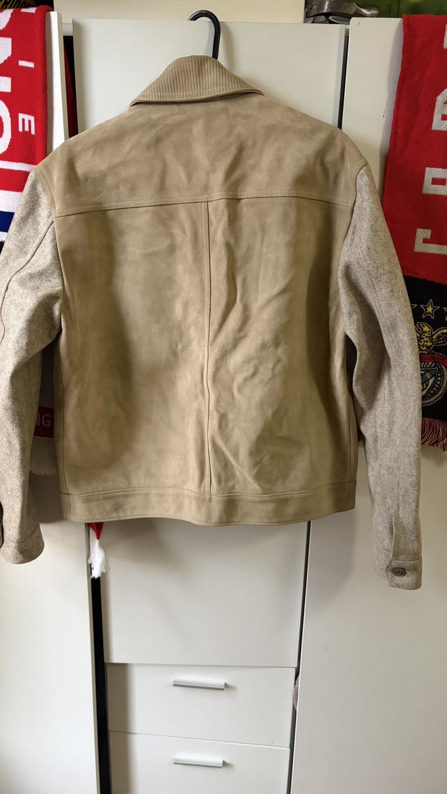 Dior Christian Dior Beige Suede Jacket Size US S / EU 44-46 / 1 - 4 Thumbnail
