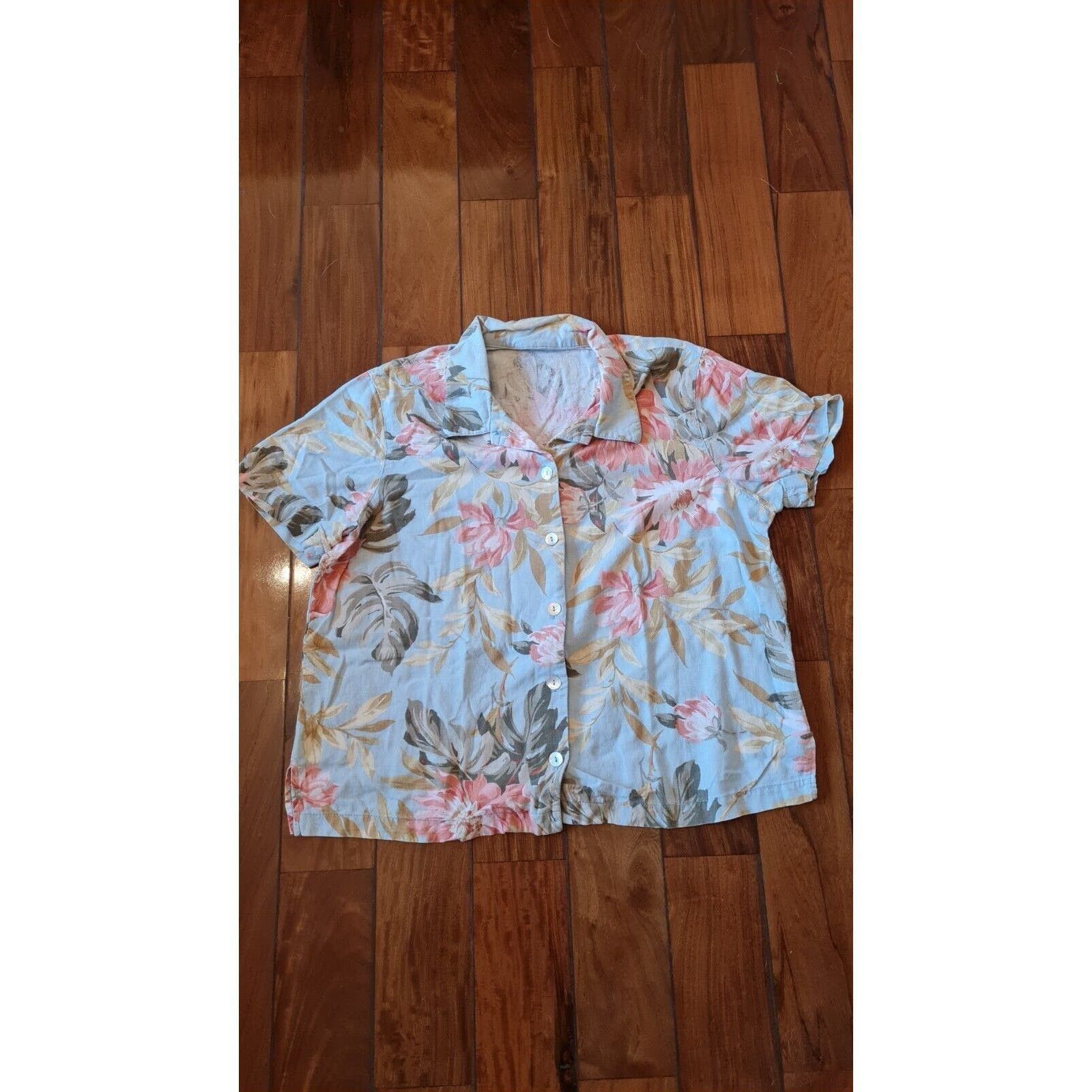 image of Floral Blue Shirt With Buttons1, Women's (Size 23)