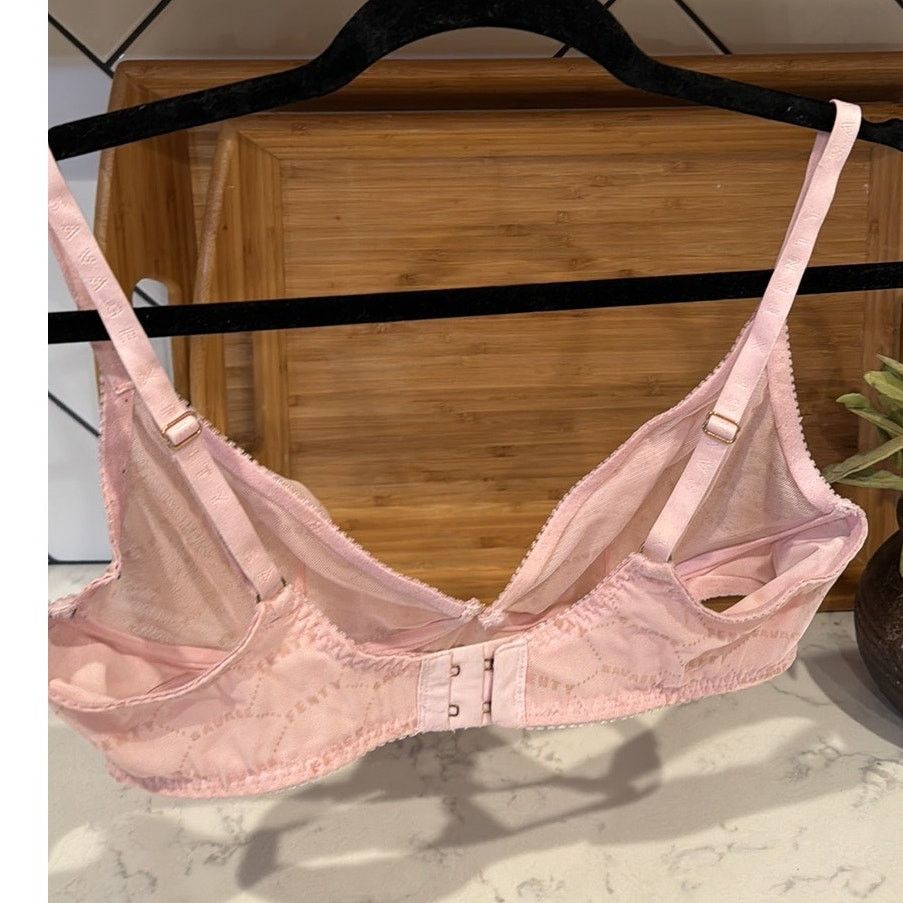 Other Savage x Fenty flocked logo pink sheer wire bra size 36D Size ONE SIZE - 7 Thumbnail