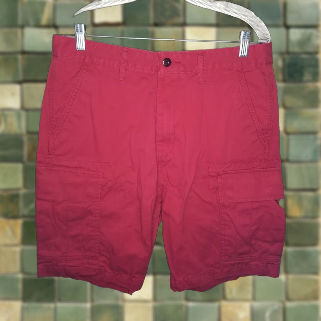 Levi's LEVI'S Mens Cargo Shorts - Red, Size 32, Regular Waist, Men’s Clothing Size US 32 / EU 48 - 1 Thumbnail