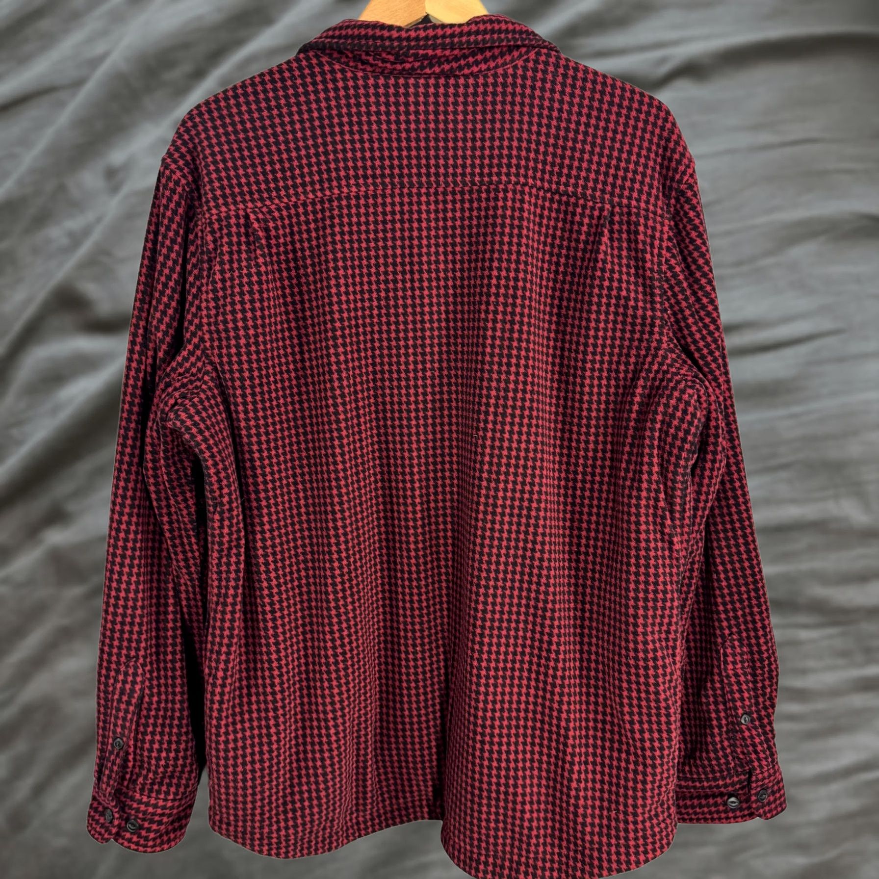 Vintage LL Bean Shirt Mens Large Red Black Houndstooth Fleece Lined Button Up Outdoors Size US L / EU 52-54 / 3 - 1 Thumbnail
