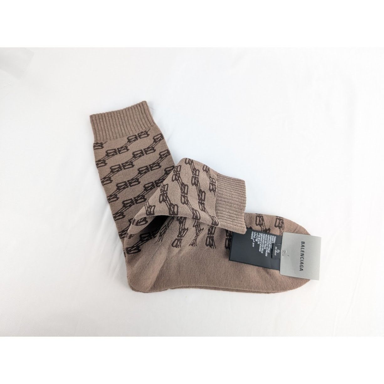 Balenciaga o1rshd1 Size: L / Socks BB Monogram Tennis in Beige Size ONE SIZE - 3 Thumbnail