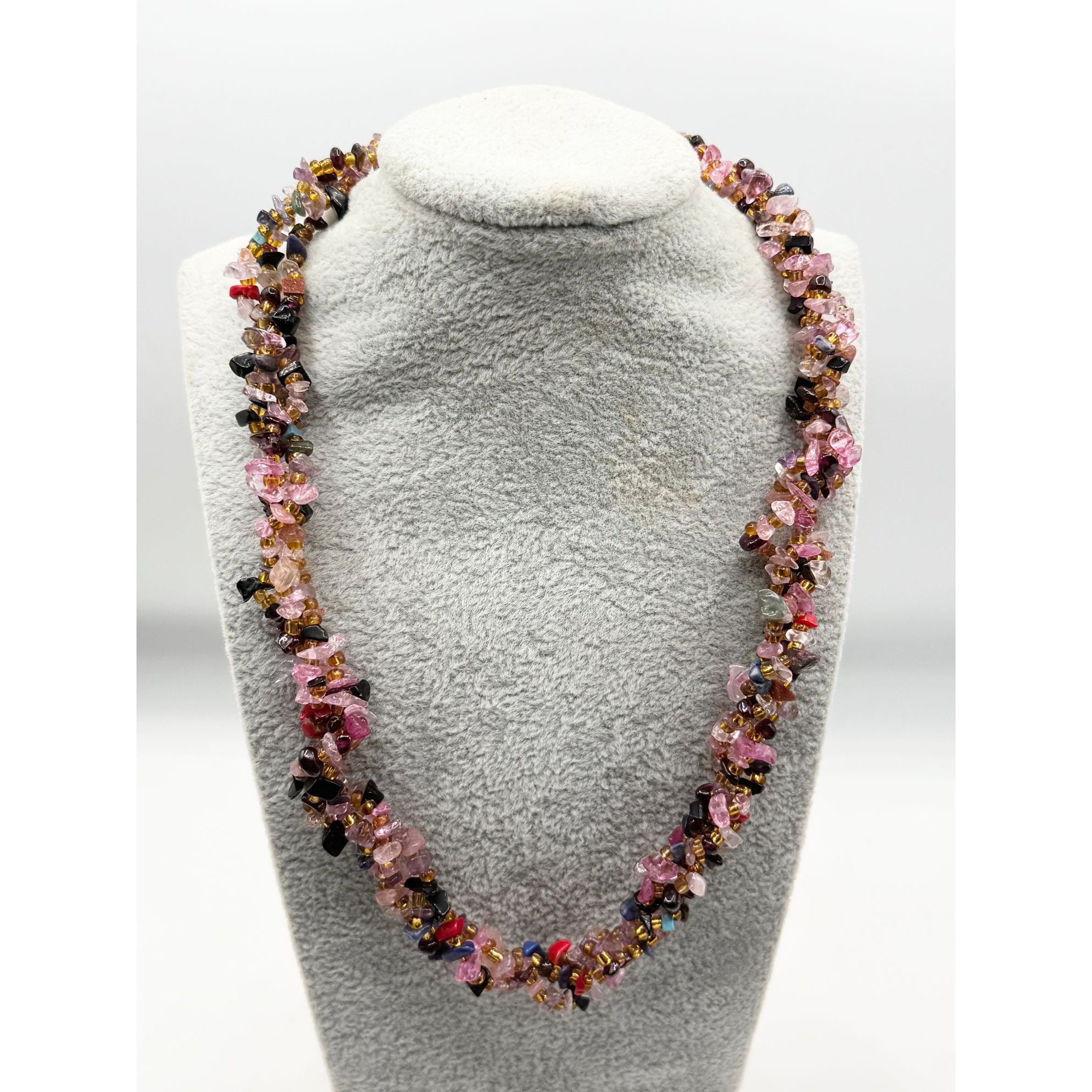 Vintage Vintage Gemstone Semi Precious Chip Tourmaline twisted beade Size ONE SIZE - 1 Thumbnail