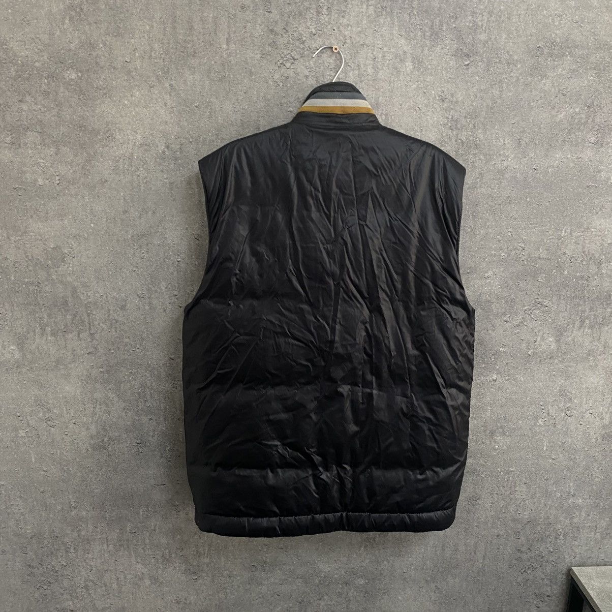 Dolce & Gabbana Vintage Dolce & Gabbana Reversible Vest Metal Logo Gilet Size US L / EU 52-54 / 3 - 13 Thumbnail