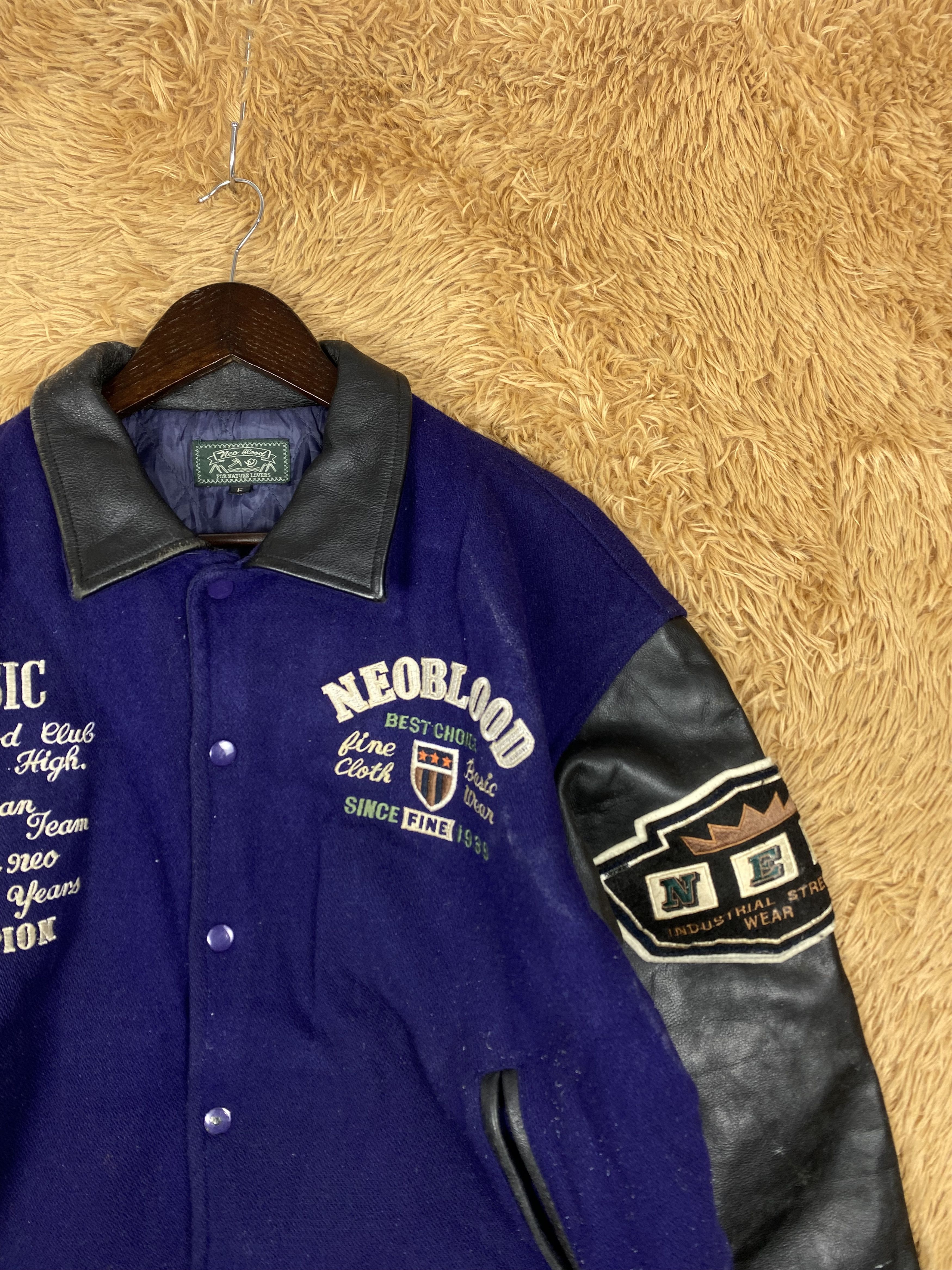 Vintage Vintage Neo Blood Leather Sleeve Varsity Jacket DJ0899 Size US M / EU 48-50 / 2 - 3 Thumbnail