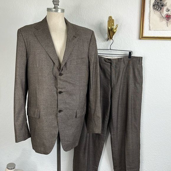 Kiton Barneys New York Cashmere 2 Pc 3 Button Suit