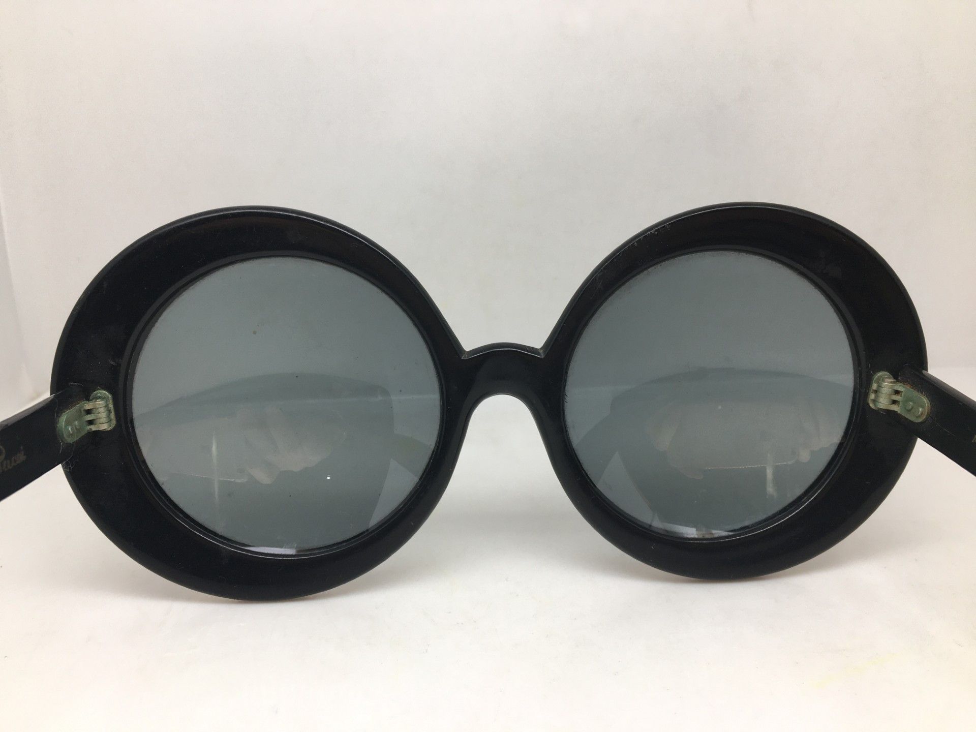 Emilio Pucci '69 MOD EMILIO PUCCI VINTAGE ROUND JACKIE O style Sunglasses Size ONE SIZE - 6 Thumbnail