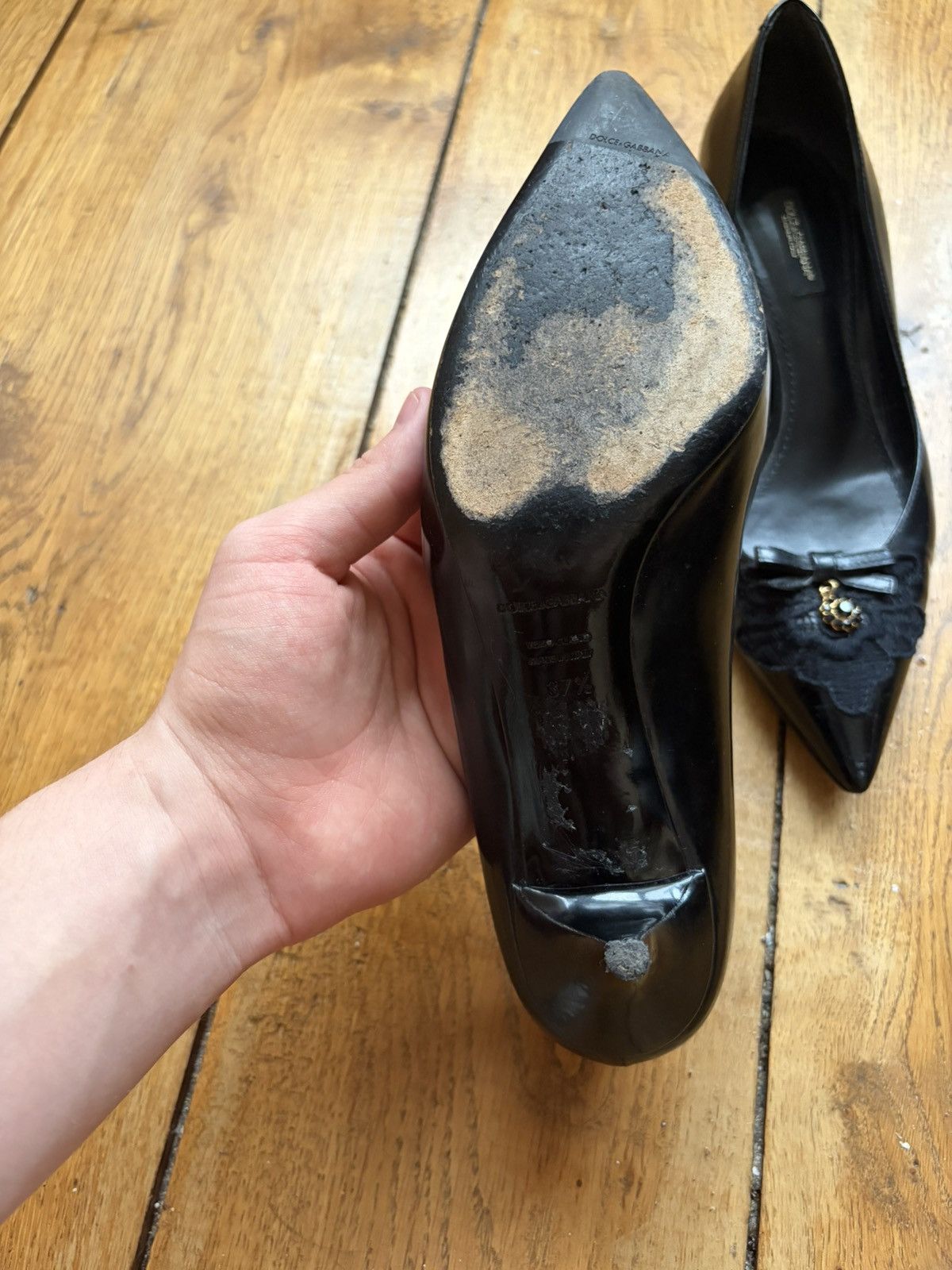Dolce & Gabbana Dolce & Gabbana Black Lace Pumps Heels Charm EU 37.5 Size US 7.5 / IT 37.5 - 9 Thumbnail
