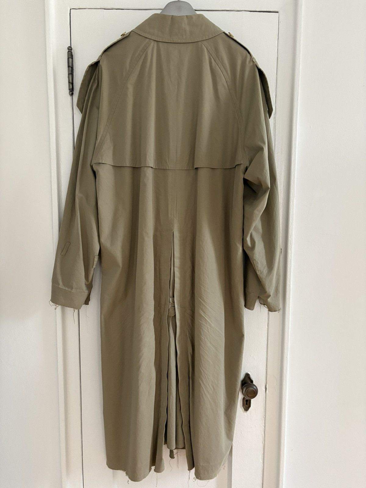 Burberry Vintage Deconstructed Burberry Trench Coat Size US L / EU 52-54 / 3 - 14 Thumbnail