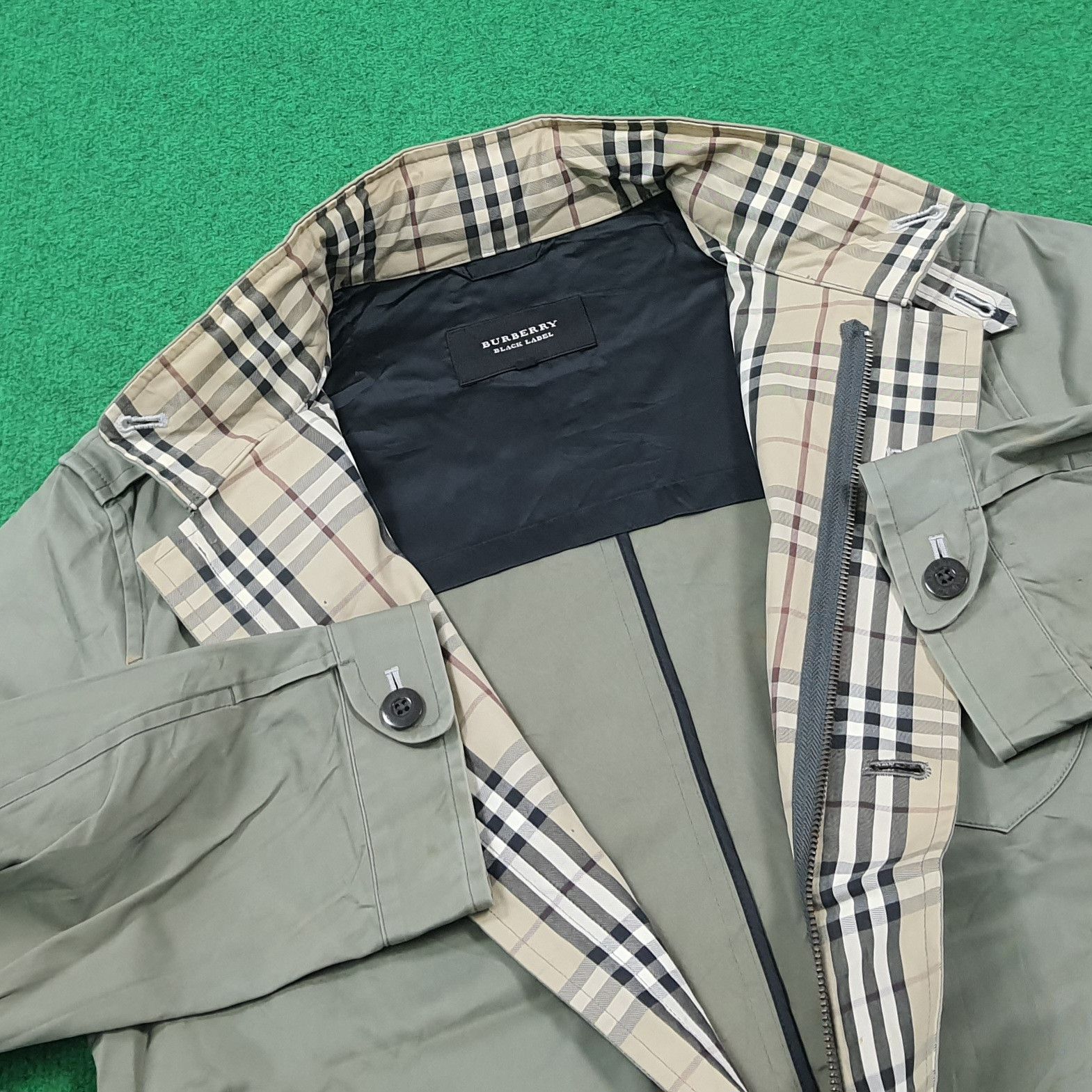 Burberry Vintage Burberry Black Label Military Field Jacket C287N18 Size US S / EU 44-46 / 1 - 9 Thumbnail