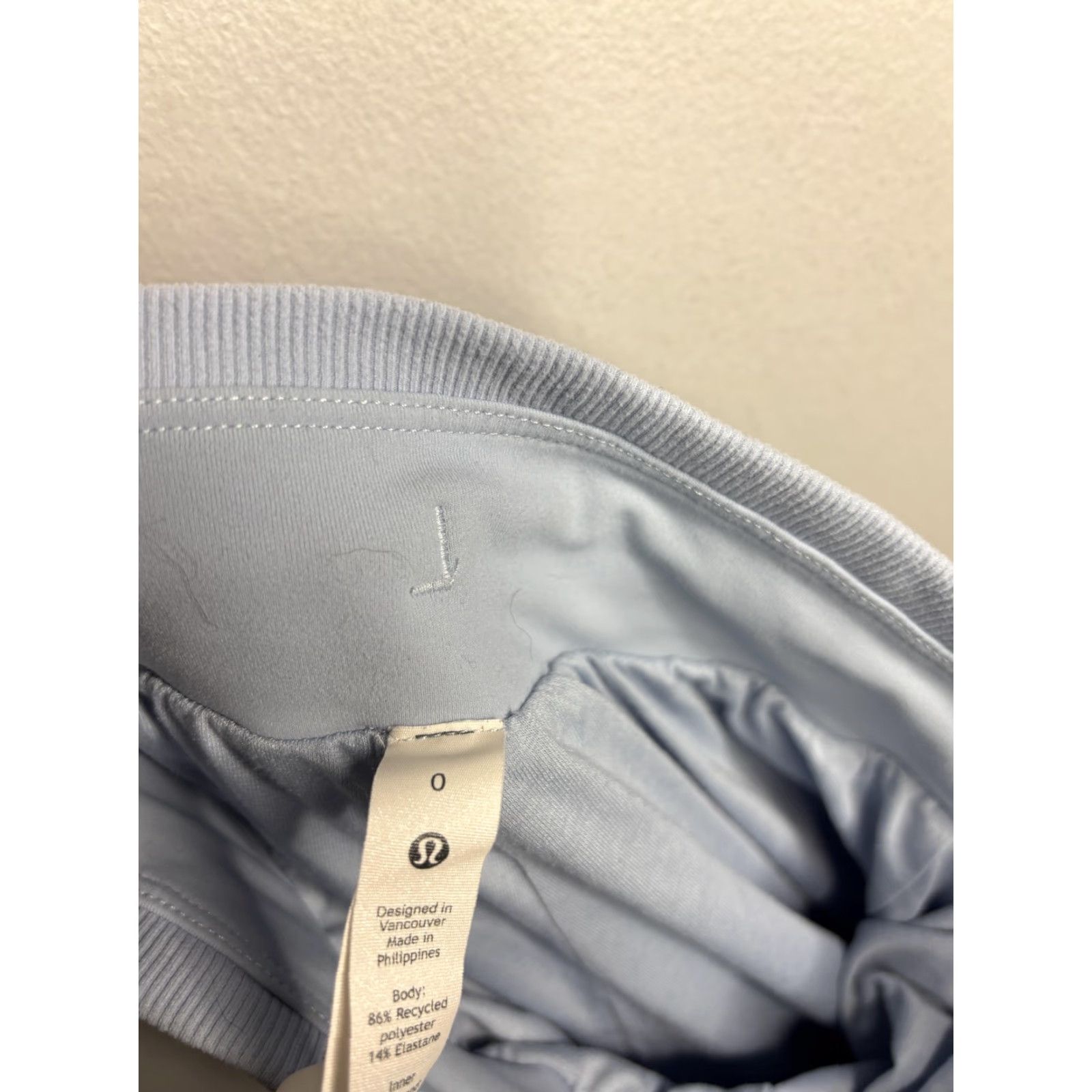 Lululemon Lululemon Womens 0 Blue Lightweight Jogger Pants Drawstring Pockets Tapered Waist Elastic Knit Side Panels Yoga Gym Running Casual Travel Size 25" / US 0 / IT 36 - 6 Thumbnail