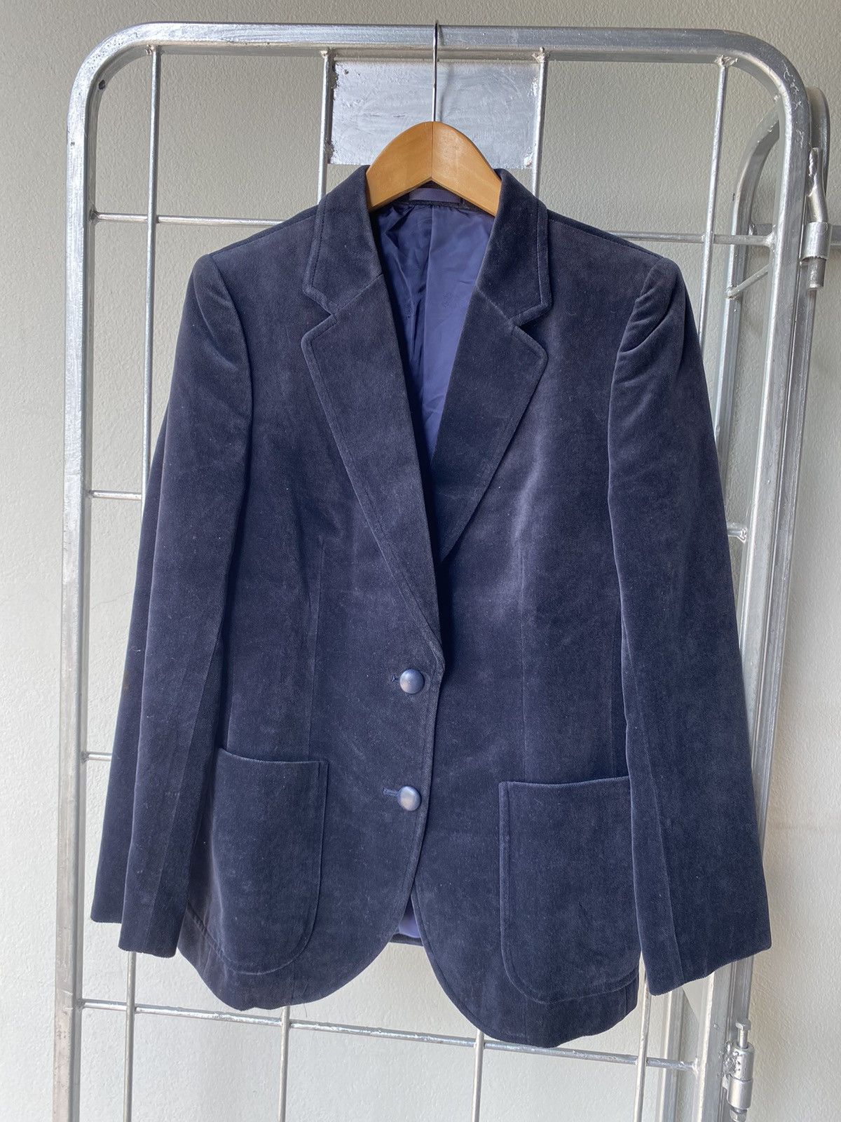 image of Burberry Velvet Navy Blazer in Blue, Women's