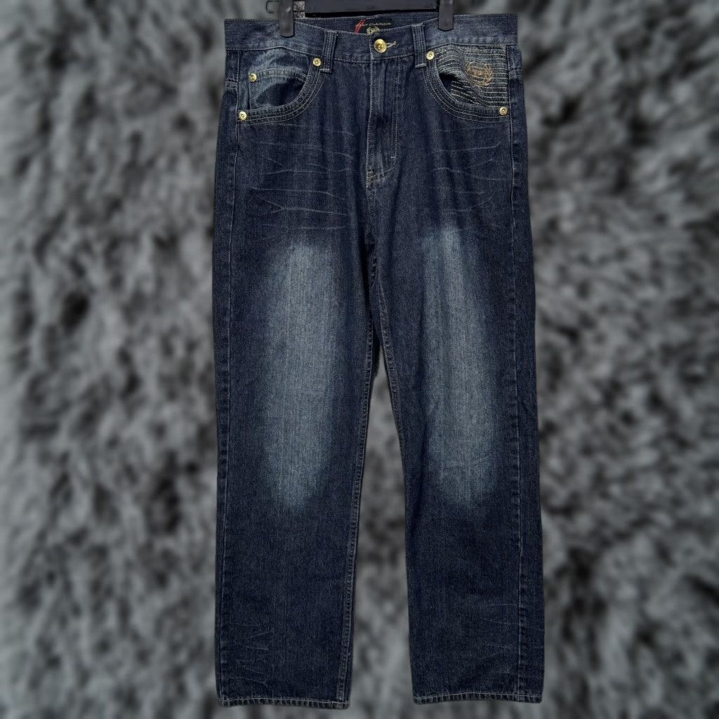 Phat Farm Phat Farm Jeans Mens 34 Relaxed Fit Straight Leg Denim Blue 82% Cotton 18% Polyester Zip Fly Pockets Distressed PF Crest Jeans Mens Size US 34 / EU 50 - 1 Thumbnail