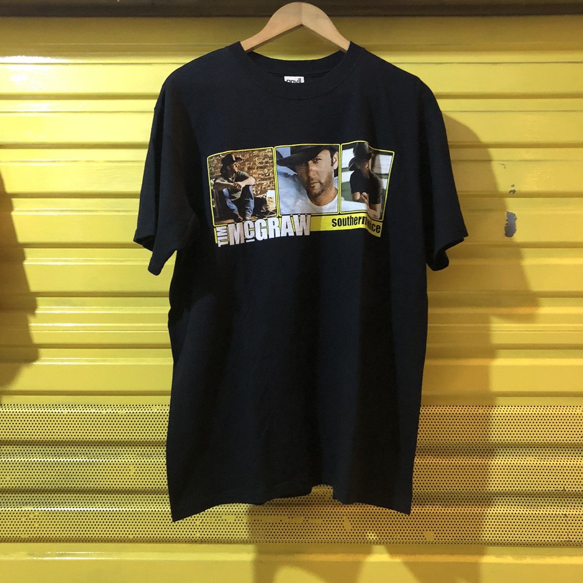 Anvil × Band Tees Tim Mcgraw Southern Voice Tour Size US L / EU 52-54 / 3 - 1 Thumbnail