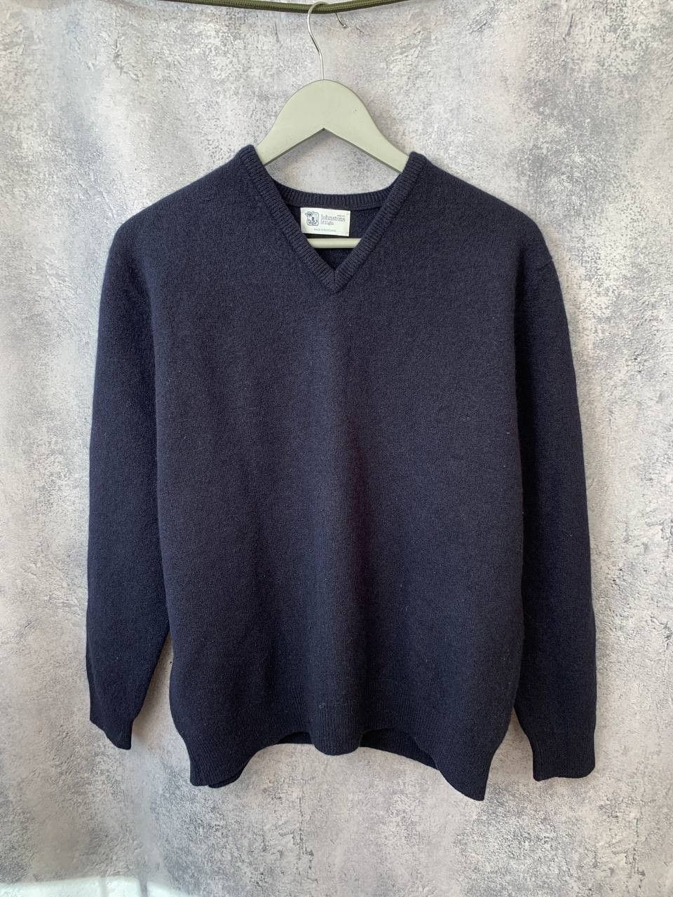 Johnstons of Elgin Wool V-Neck Sweater Jumper Pullover