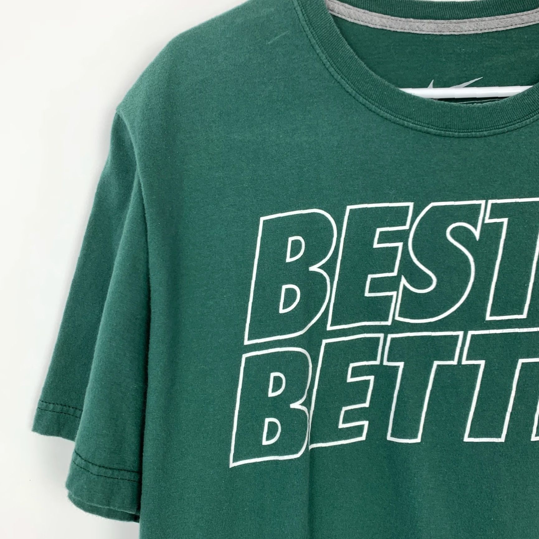 Nike Nike Best Is Better Swoosh Green Tee T-Shirt Mens XL Shirt Adult XL Green Nike Best Is Better Swoosh TeE shirt Mens XL Size US XL / EU 56 / 4 - 2 Thumbnail