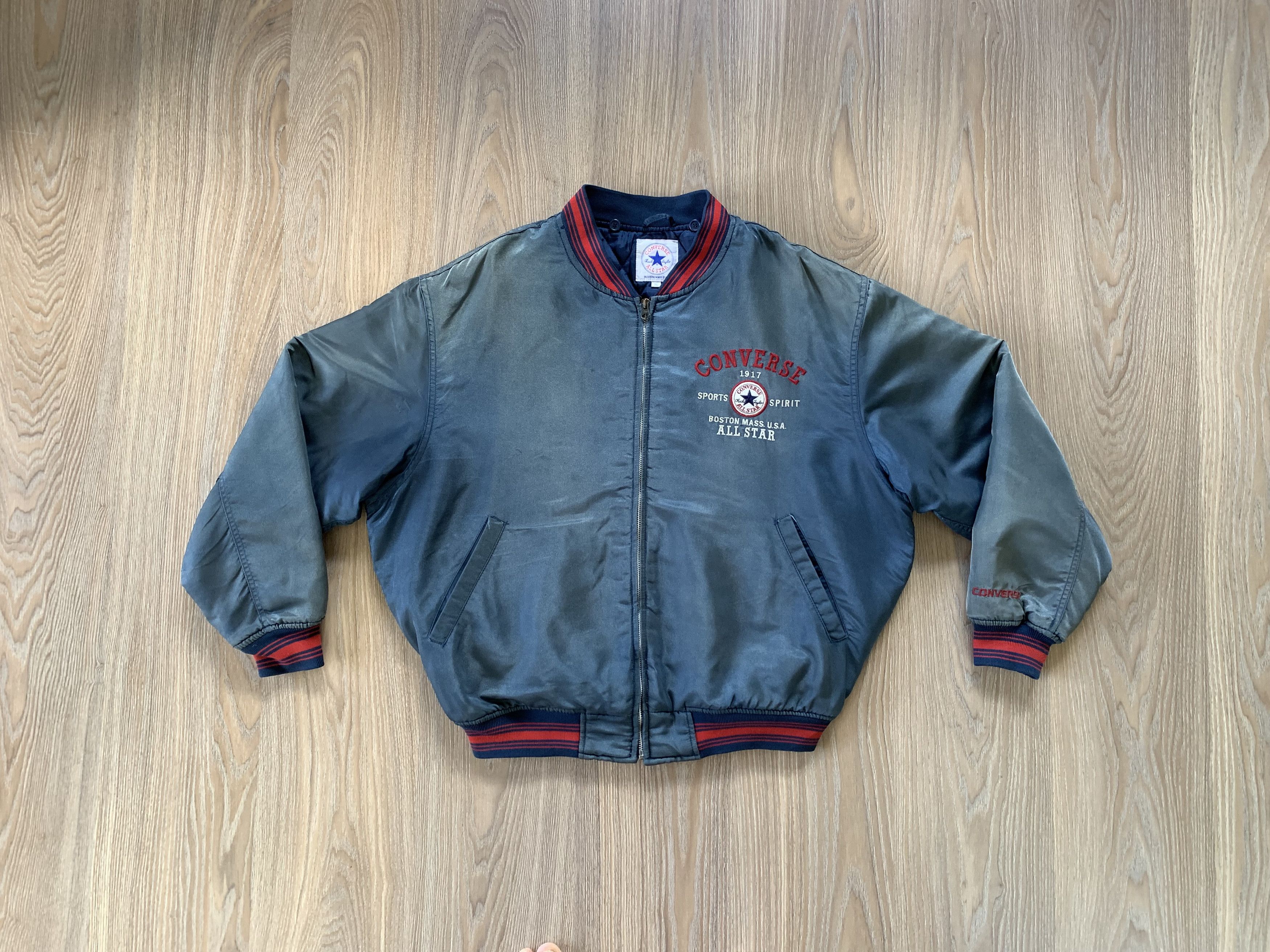 Converse bomber jacket hotsell