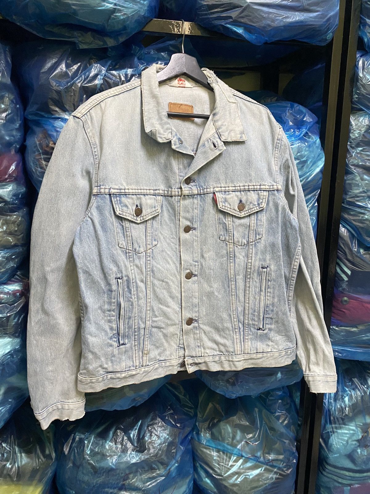 Levi's VINTAGE LEVIS TRUCKER JACKET MADE IN FRANCE Size US M / EU 48-50 / 2 - 3 Thumbnail