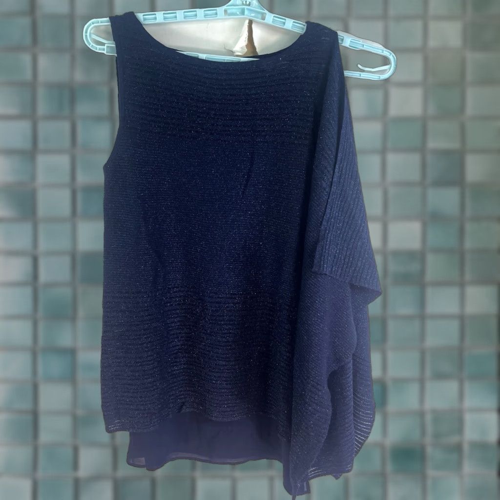 White House Black Market White House Black Market Drapery Tank Sweater Womens XS Blue Metallic NWT Size XS / US 0-2 / IT 36-38 - 1 Thumbnail