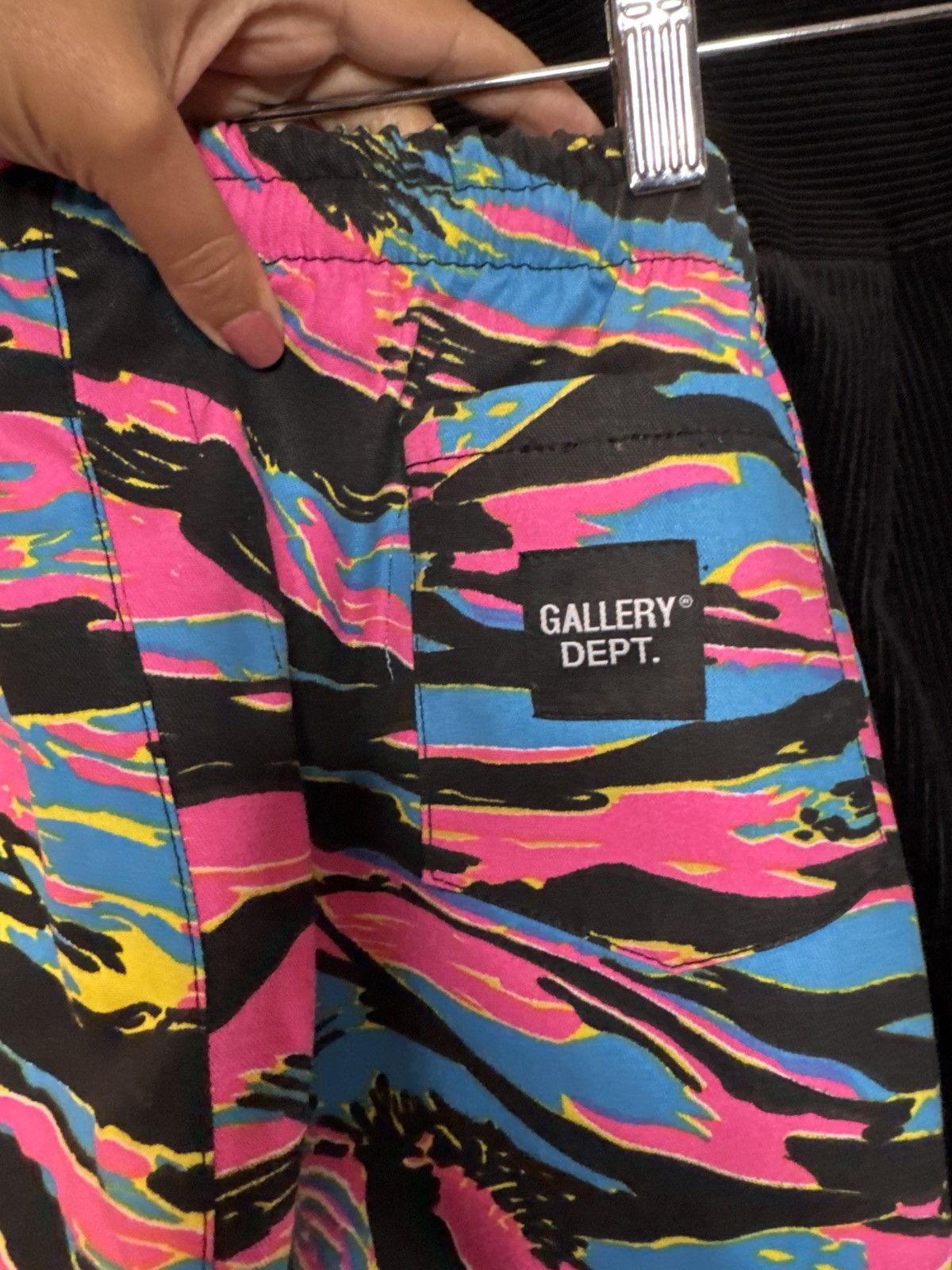 Gallery Dept. Gallery Dept. Safari 90s Zuma Shorts - Neon Safari - Small Size US 27 - 5 Thumbnail