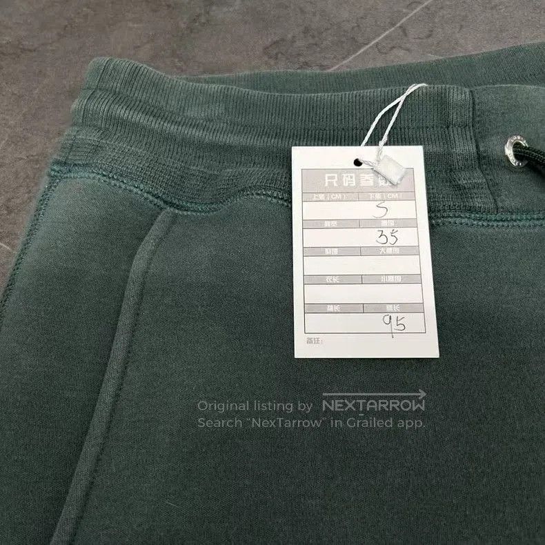 Louis Vuitton louis vuitton metal logo jogger pants size s. Size US 26 / EU 42 - 4 Thumbnail
