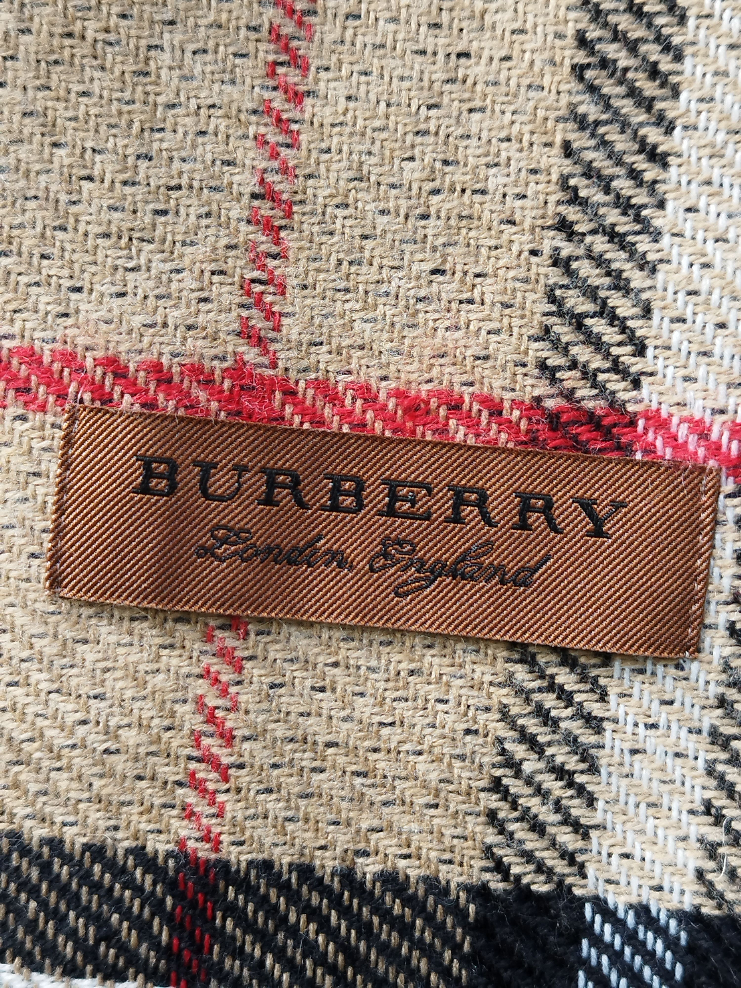 Burberry Burberry London England Reversible Check Scarf Shawl Navy Size ONE SIZE - 3 Thumbnail
