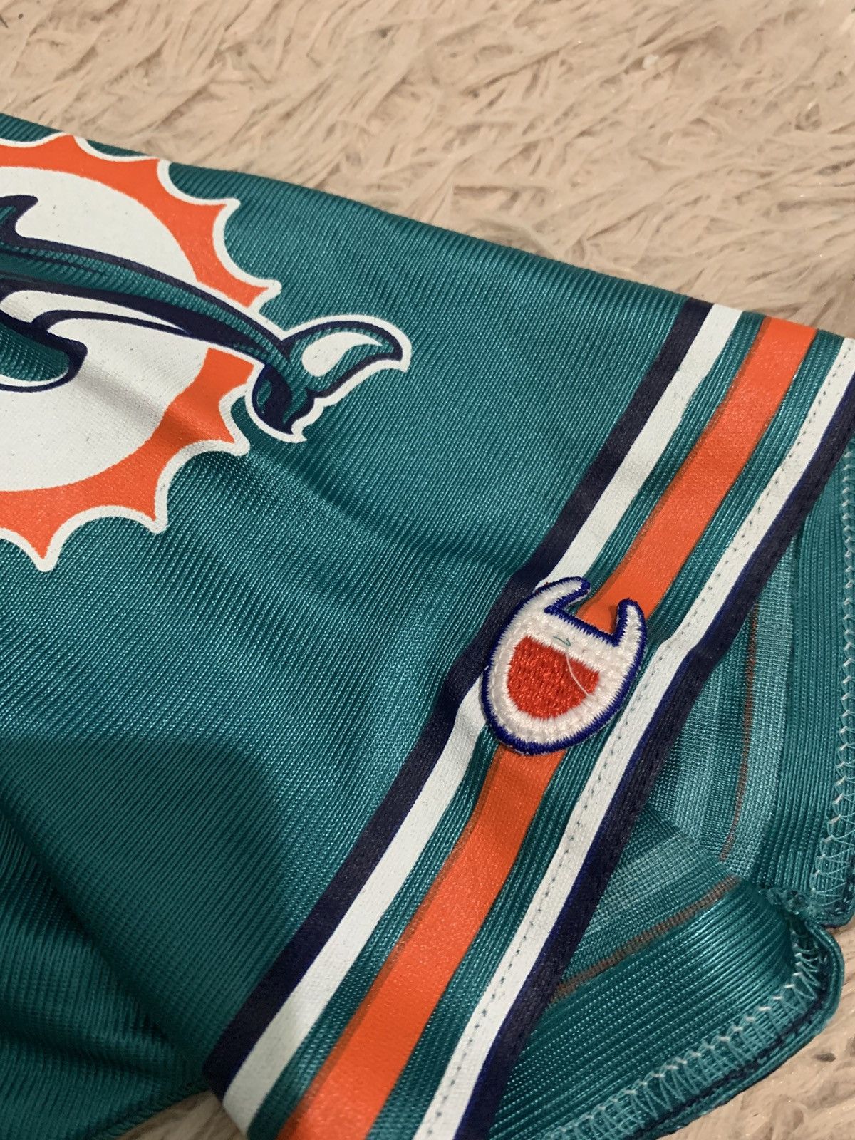 NFL × Vintage Vintage miami dolphins NFL zach thomas jersey by champion Size US XL / EU 56 / 4 - 7 Thumbnail