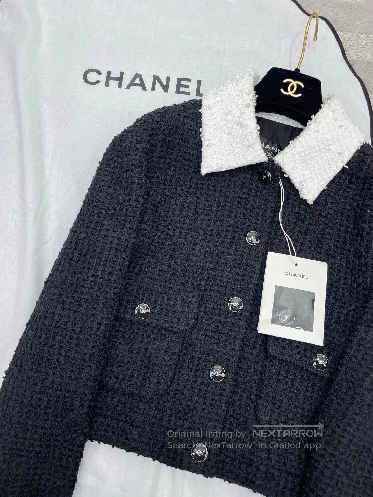 Chanel Chanel 25P Black Lapel Double Pocket Coat. Size XXS / US 00 / IT 34 - 4 Thumbnail