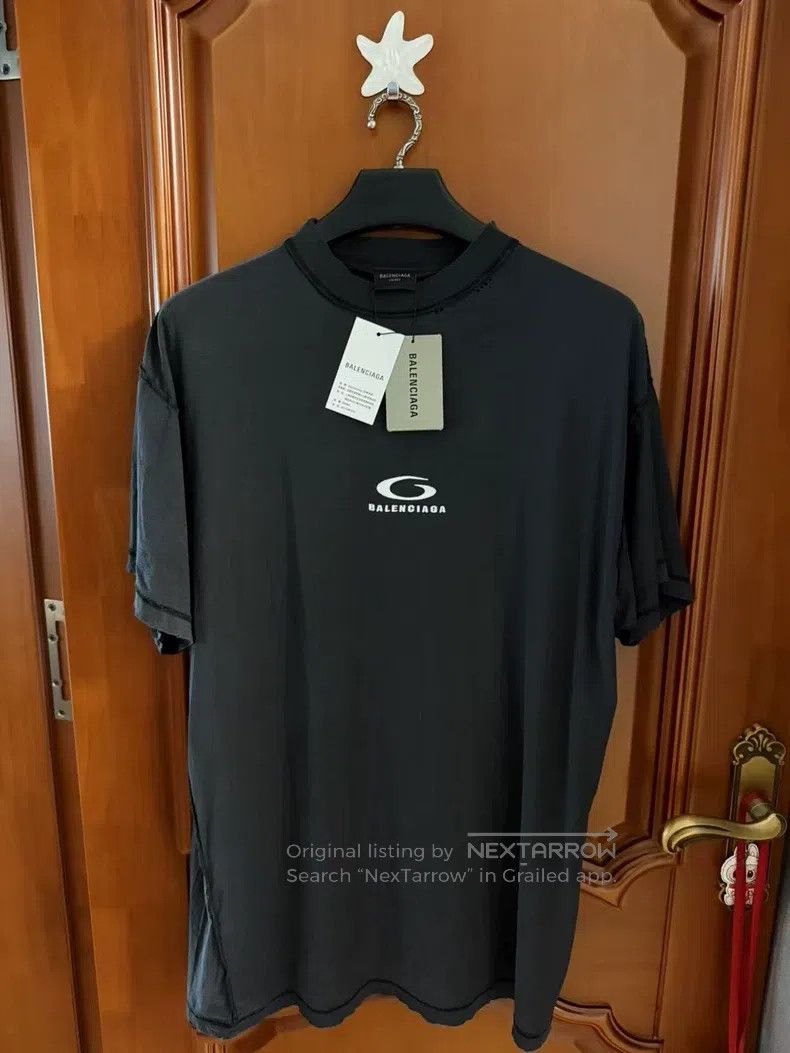 Balenciaga Balenciaga Thin Fabric Embroidered Logo Short-Sleeve Size US S / EU 44-46 / 1 - 1 Thumbnail