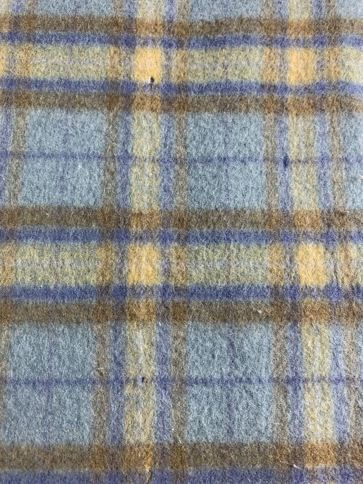 Balenciaga Balenciaga Scarf / Muffler / Neckwear Size ONE SIZE - 8 Thumbnail