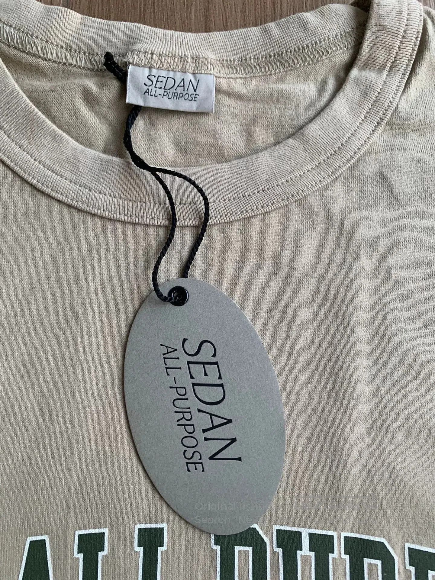 Japanese Brand sedan all purpose big tee for casual wear. Size US L / EU 52-54 / 3 - 2 Thumbnail