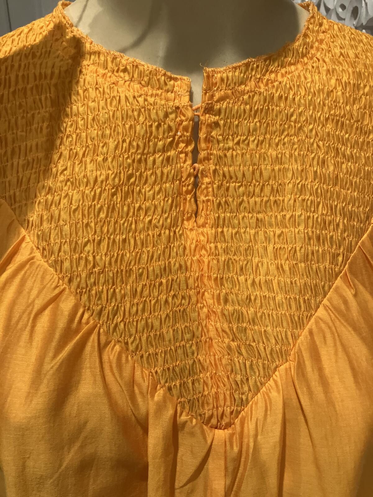 Other NWT Iconic Women's Orange Blouse with Smocked Detail Size L / US 10 / IT 46 - 5 Thumbnail