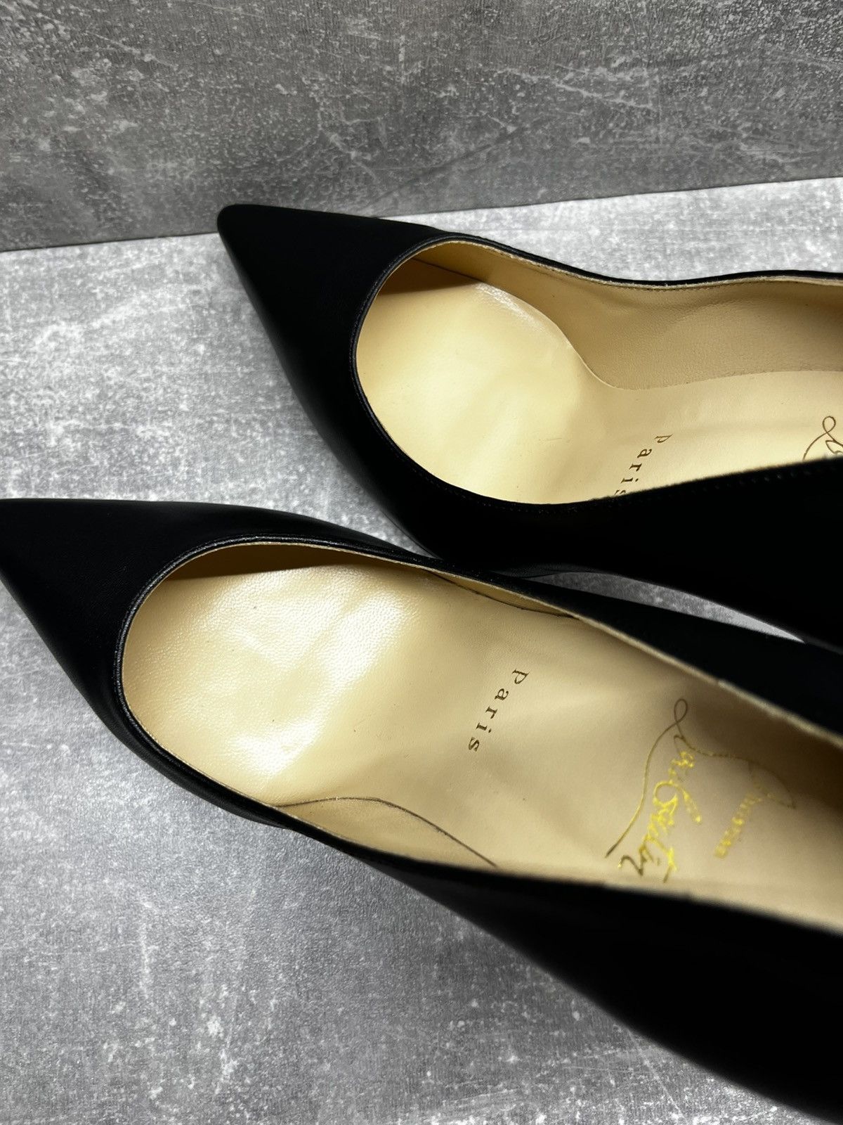 Christian Louboutin christian louboutin size 39 Size US 9 / IT 39 - 11 Thumbnail
